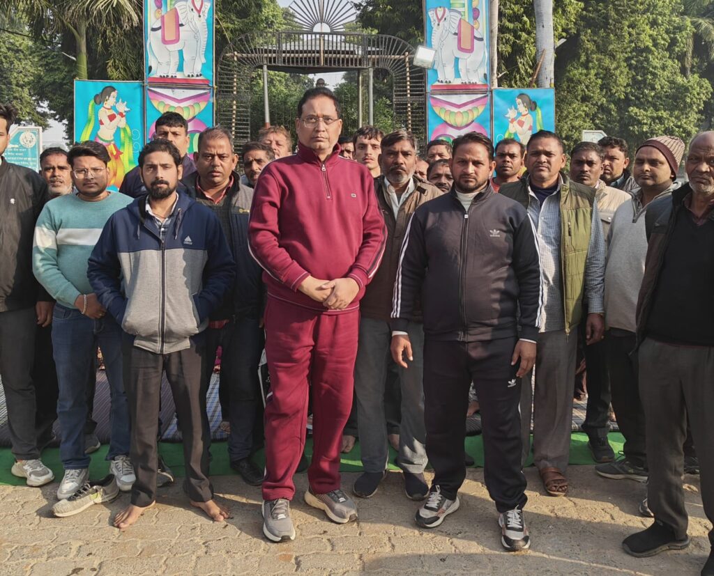 WhatsApp Image 2025-12-01 at 17.25.45